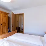 Vollhardt Apartment