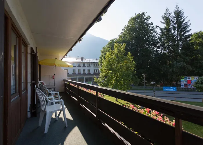 Vollhardt Apartment *